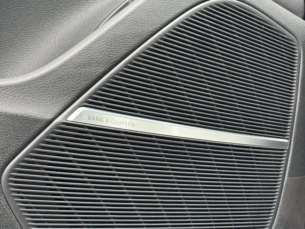 Audi Q7 2023 — фото 17