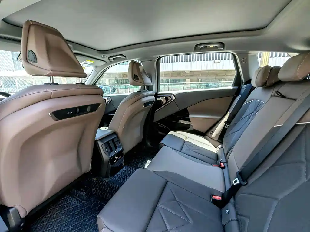 BMW X3 2025 — фото 15