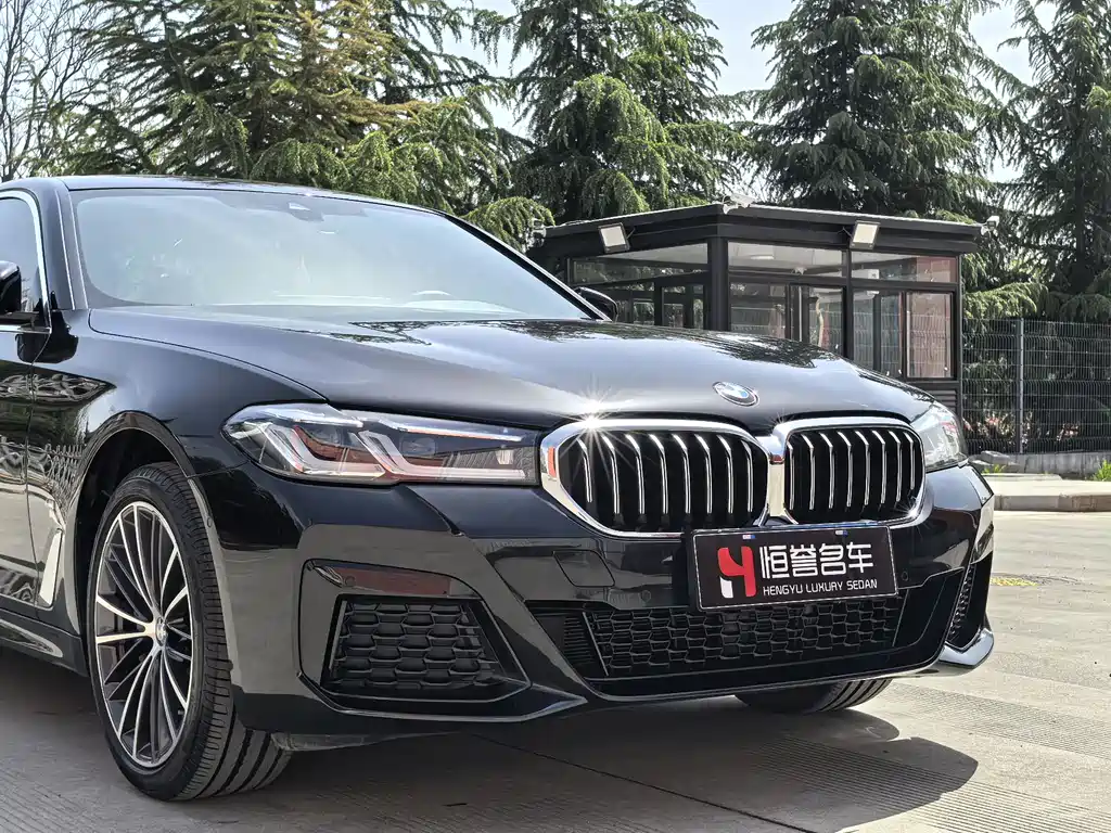 BMW 5 Series 2023 — фото 22