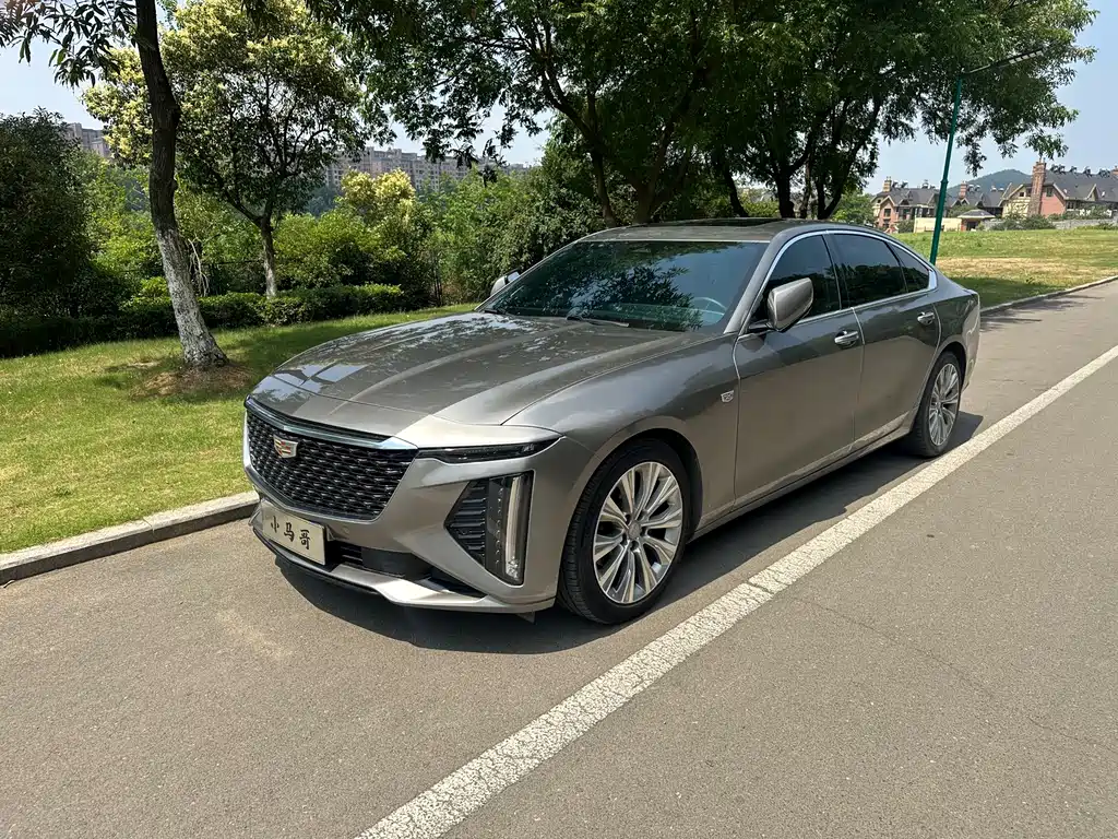 Cadillac CT6 2023 — фото 1