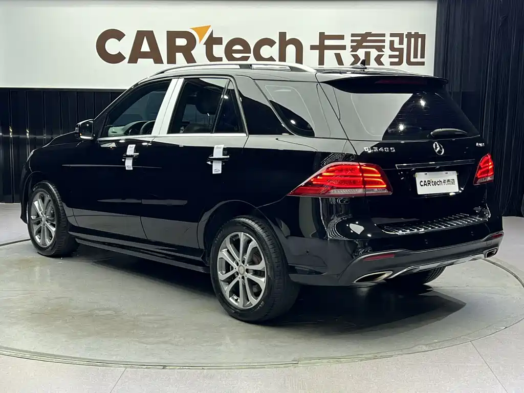 Mercedes-Benz GLE 2016