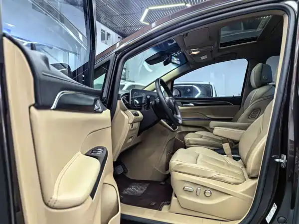 Buick GL8 2021