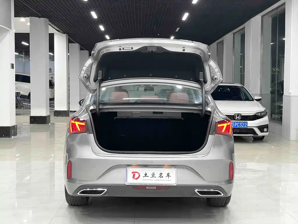 Changan Eado 2022 — фото 19