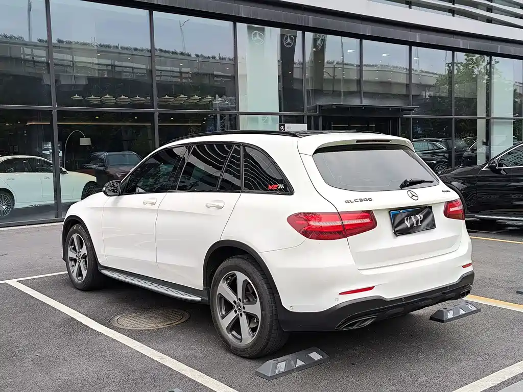 Mercedes-Benz GLC 2017 — фото 6