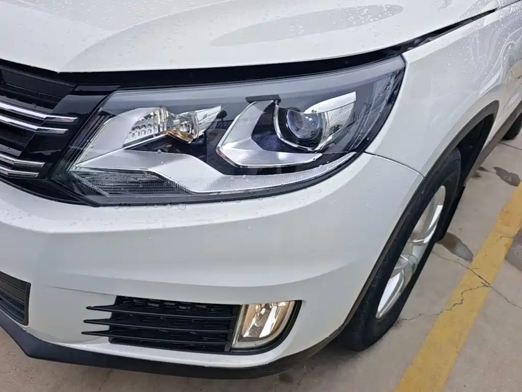 Volkswagen Tiguan 2016 — фото 24