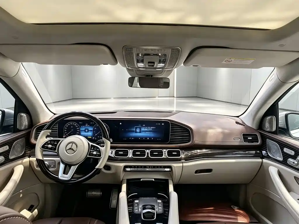 Mercedes-Benz Maybach GLS 2022 — фото 4