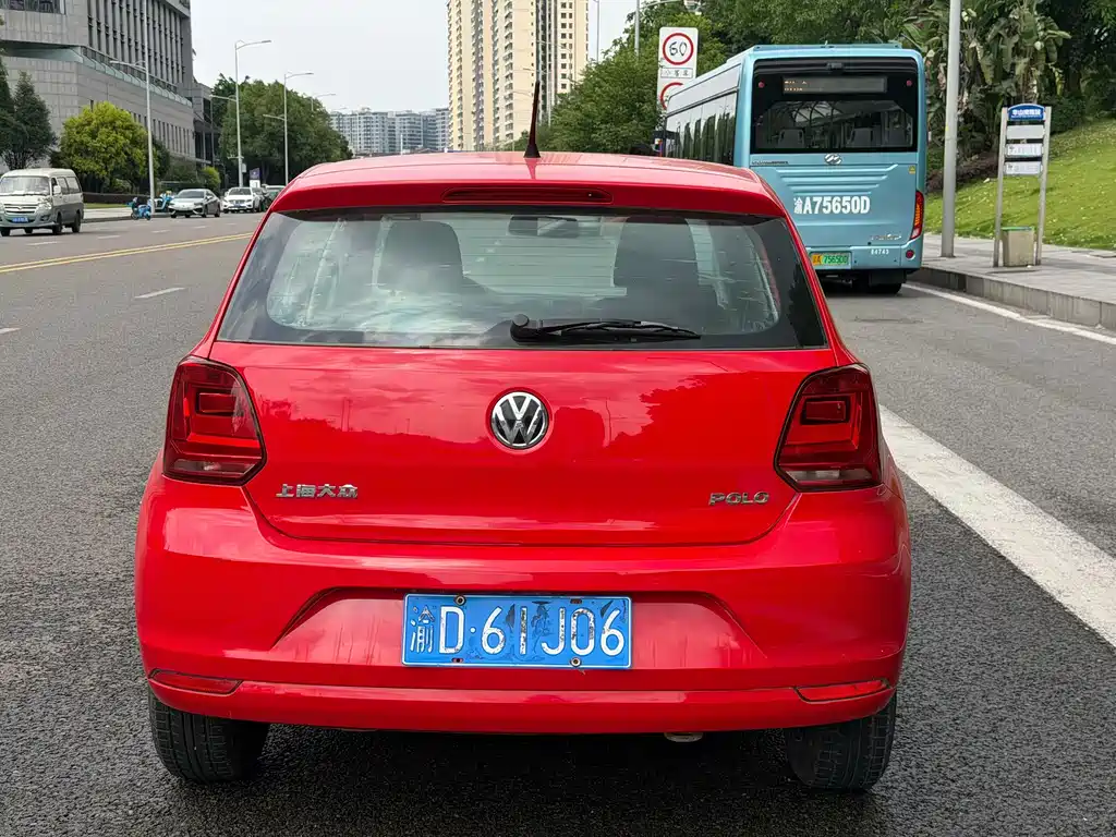 Volkswagen Polo 2015 — фото 8