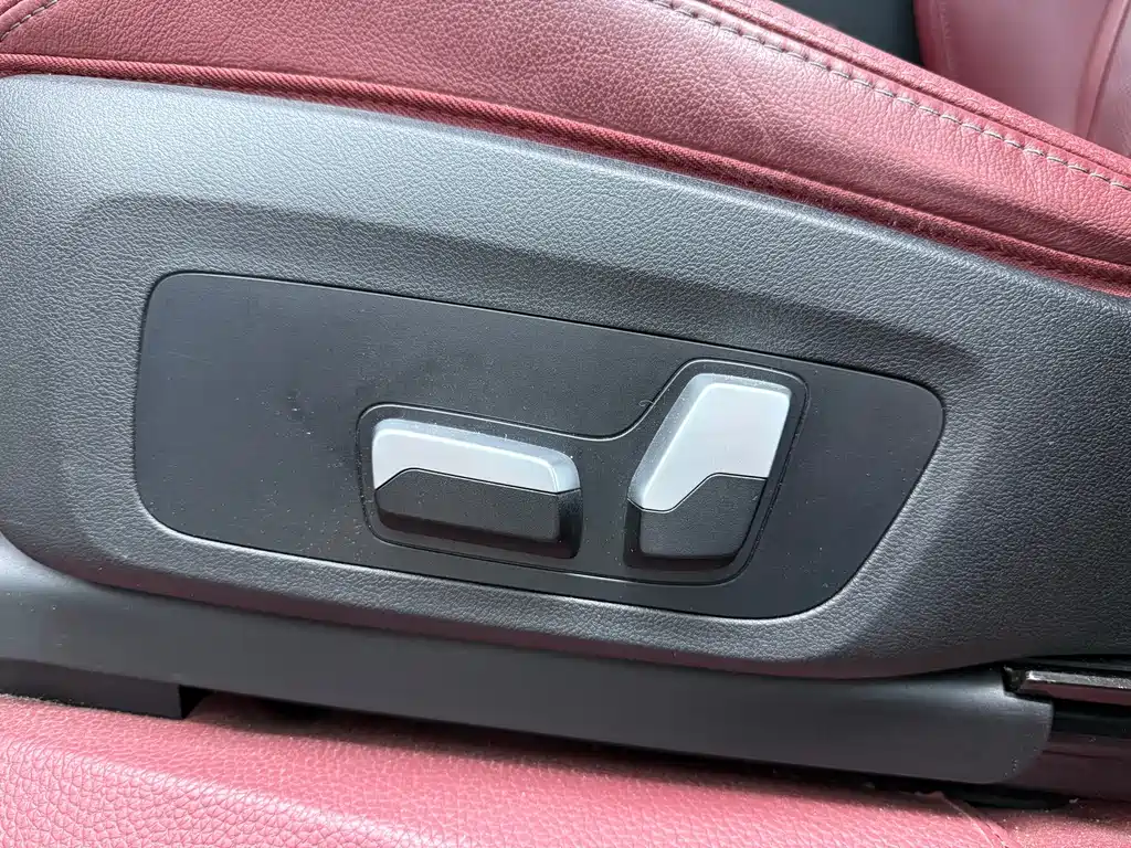 BMW X4 2022 — фото 14