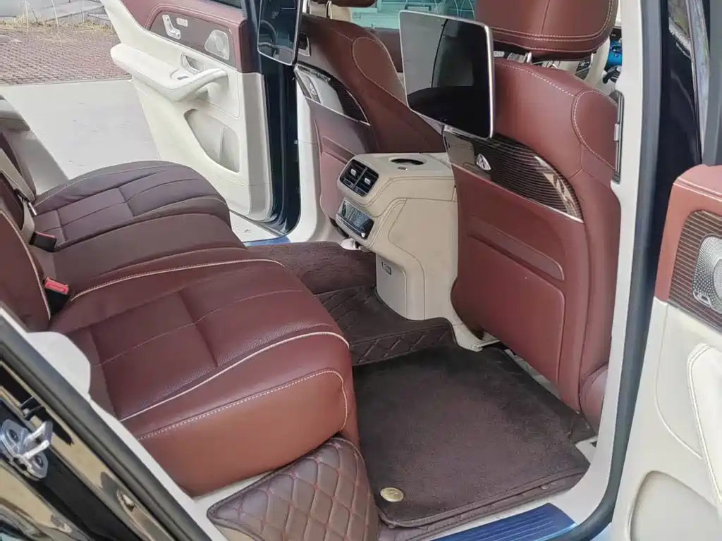Mercedes-Benz GLS 2023 — фото 10