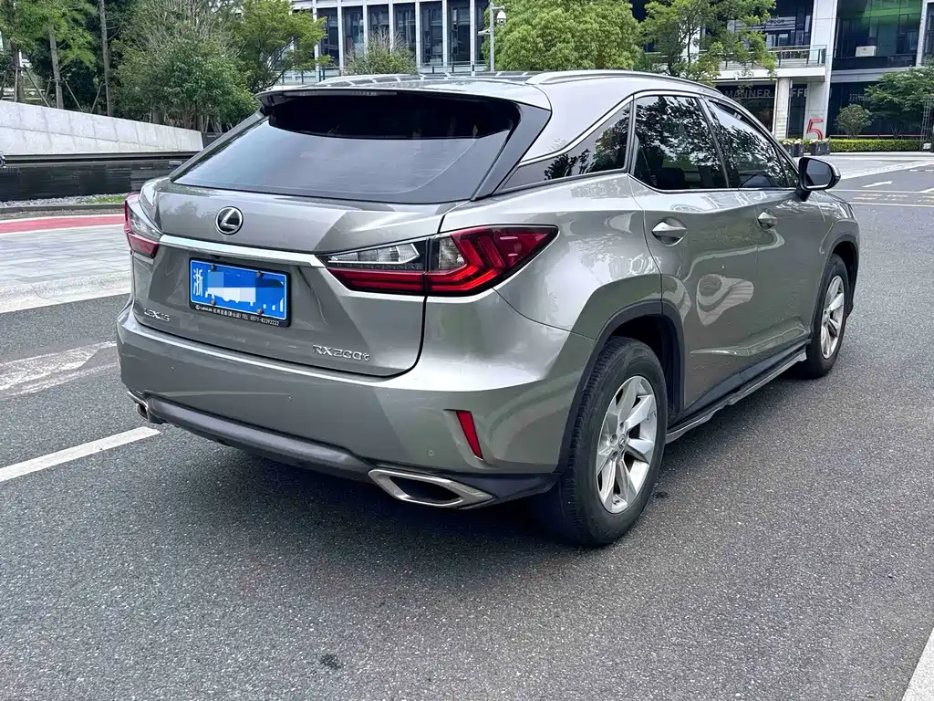 Lexus RX 2017 — фото 4
