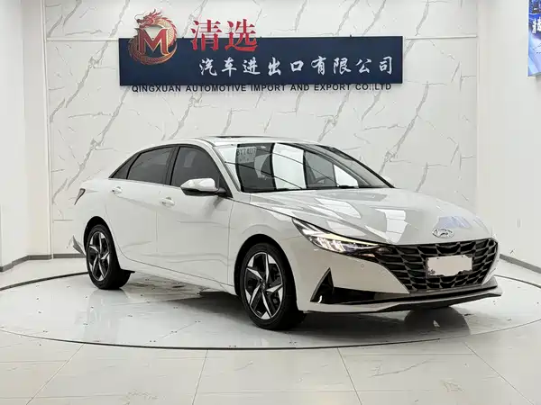 Hyundai Elantra 2023