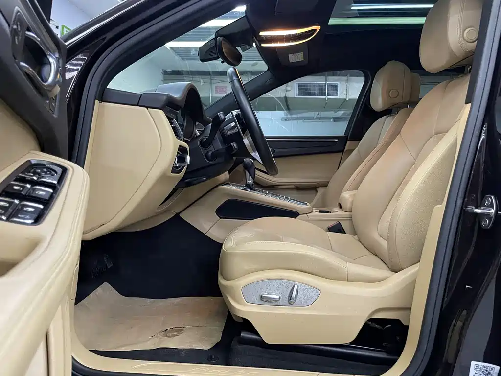 Porsche Macan 2018 — фото 9