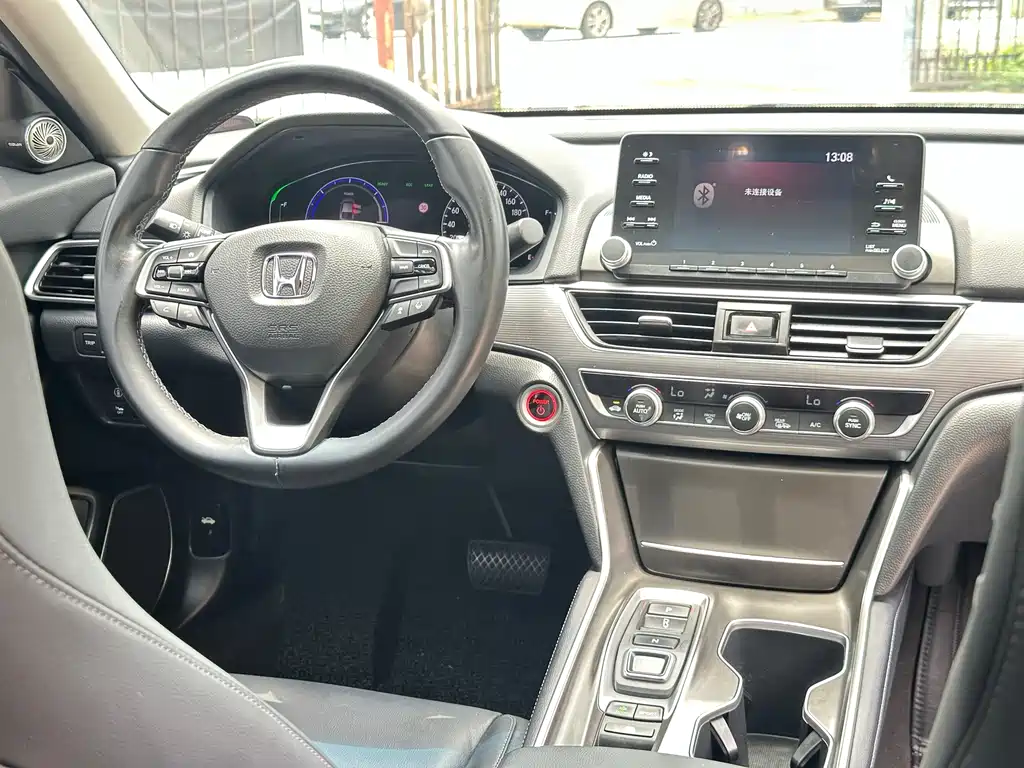 Honda Accord 2020 — фото 8