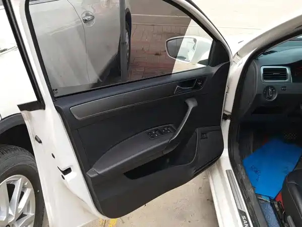 Volkswagen Santana 2016