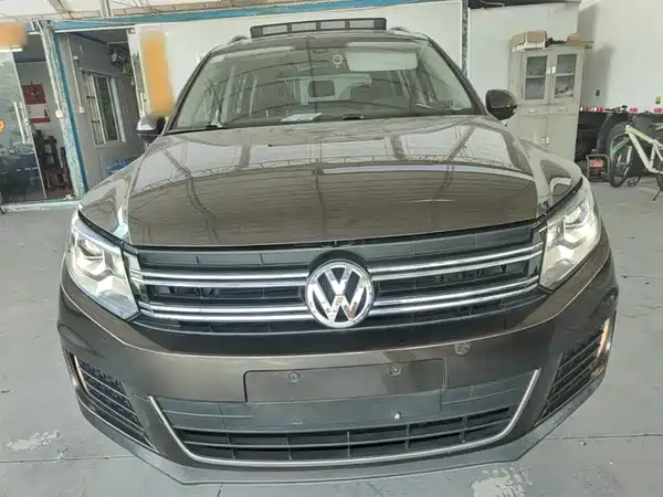 Volkswagen Tiguan 2015