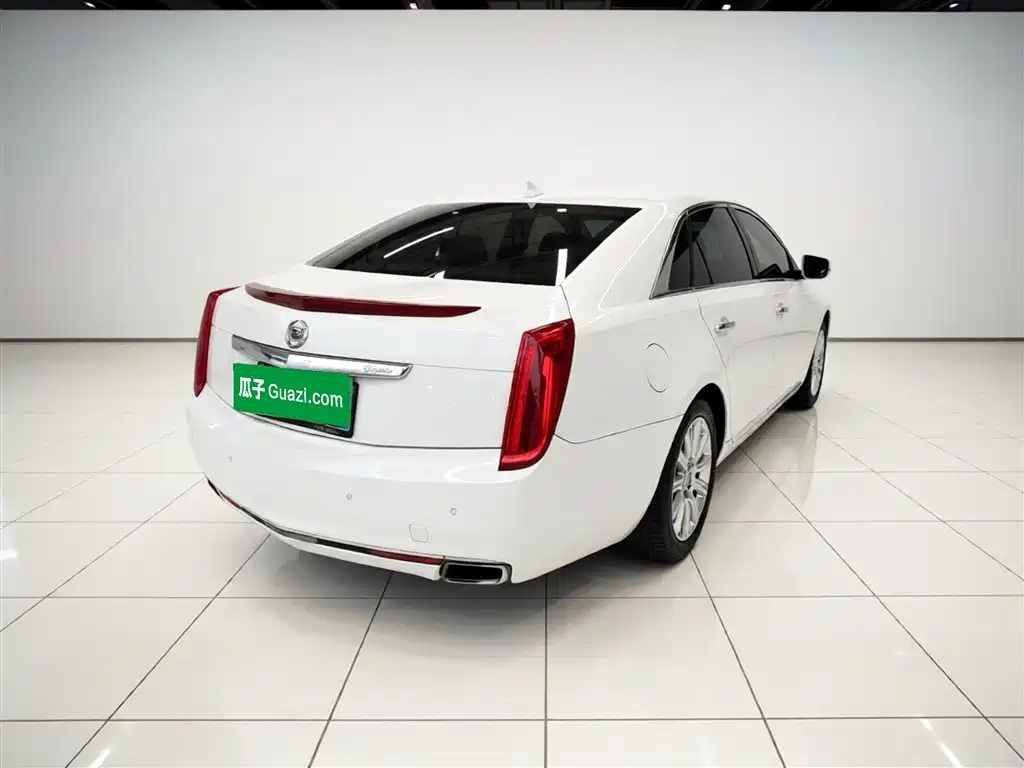 Cadillac XTS 2014 — фото 7