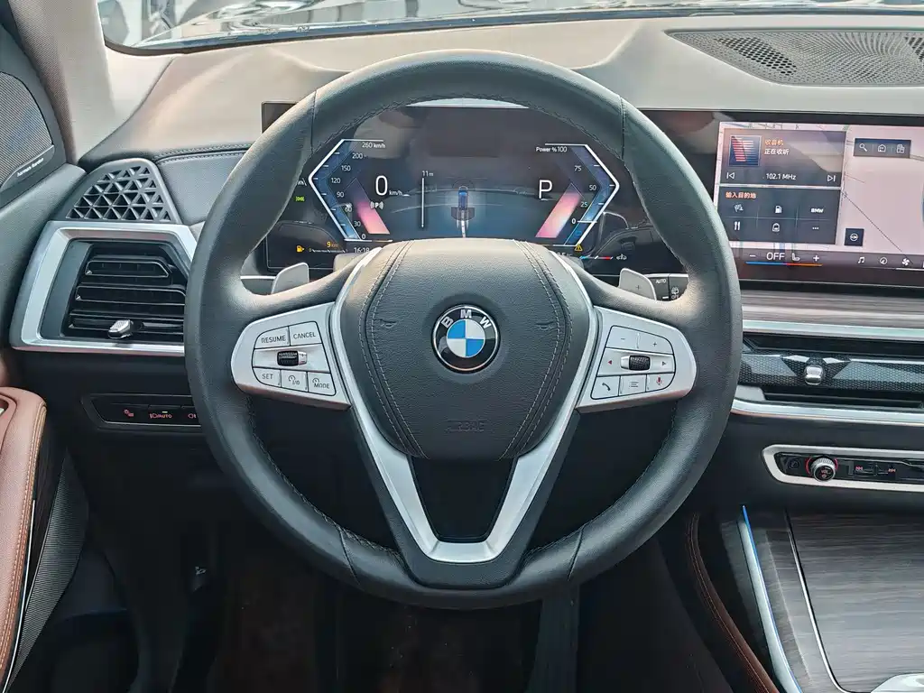 BMW X7 2024 — фото 24