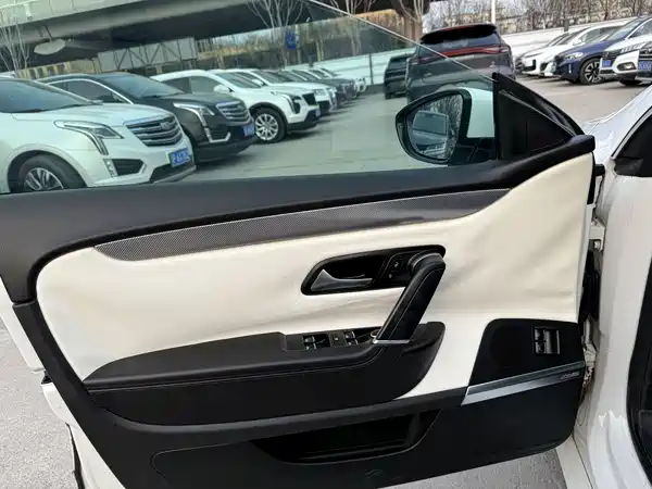 Volkswagen CC 2013