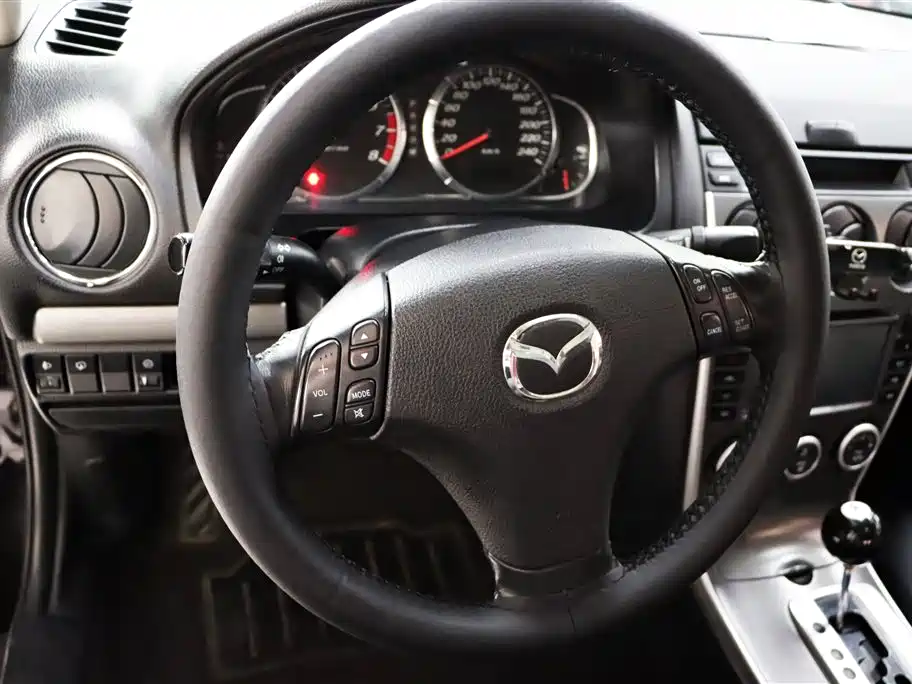 Mazda 6 2016 — фото 12