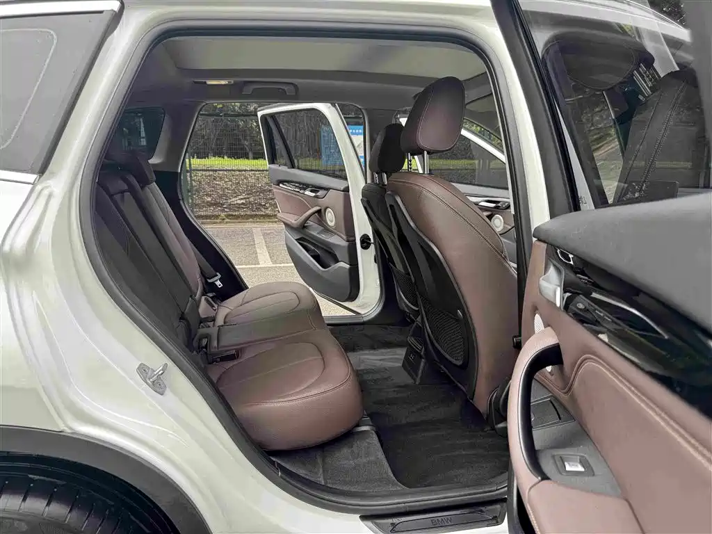 BMW X1 2023 — фото 17