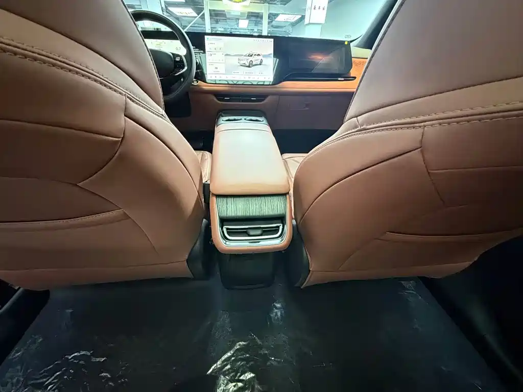 Changan CS75 PLUS 2025 — фото 8