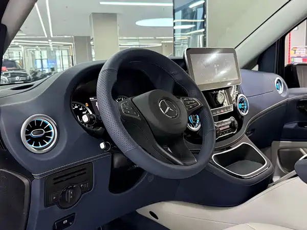 Mercedes-Benz Vito 2023