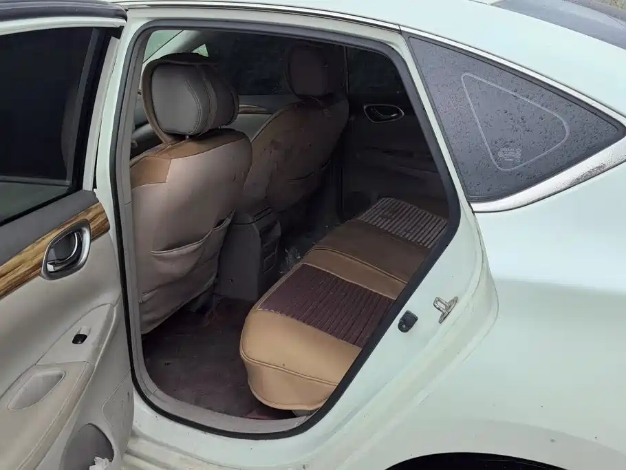 Nissan Sylphy 2015 — фото 11