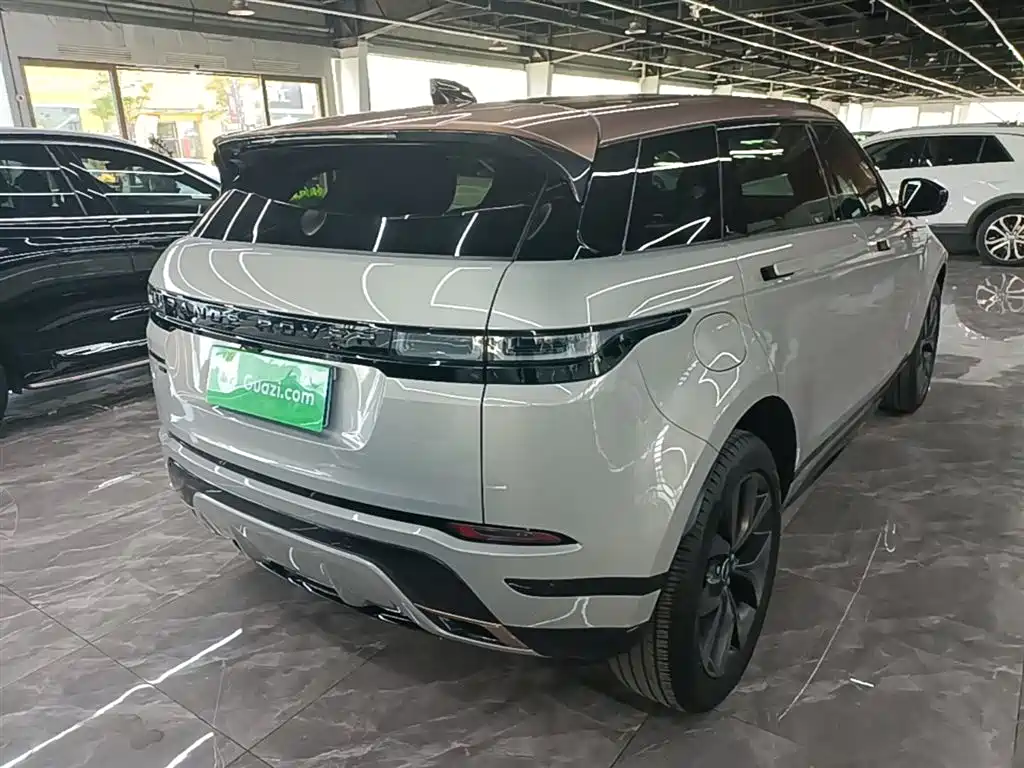 Land Rover Evoque 2024 — фото 7