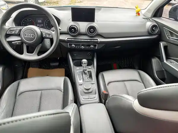 Audi Q2L 2020