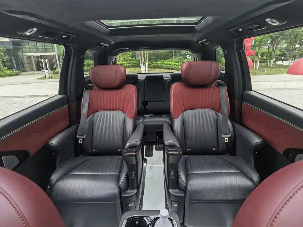GAC Motor Trumpchi M8 2023 — фото 20