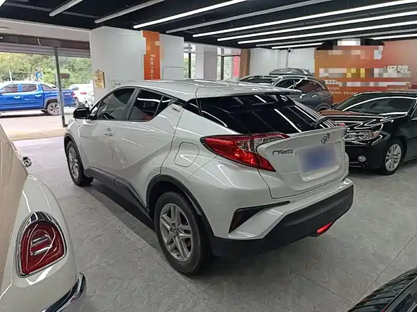 Toyota C-HR 2021