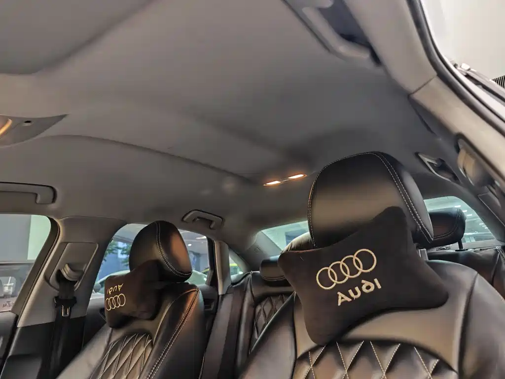 Audi A3 2019 — фото 13