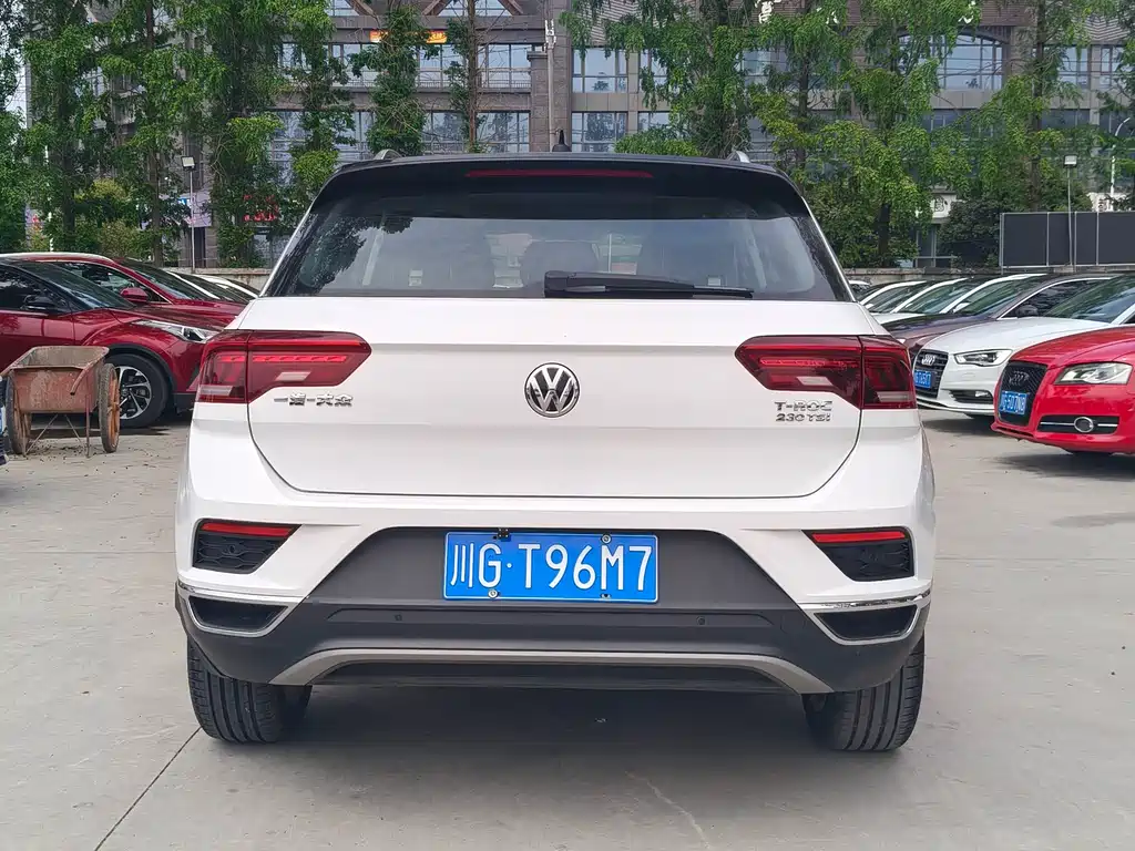 Volkswagen T-Roc 2018 — фото 12