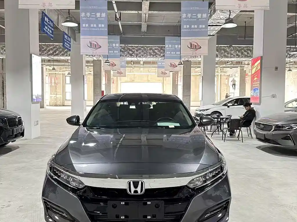 Honda Accord 2021 — фото 1