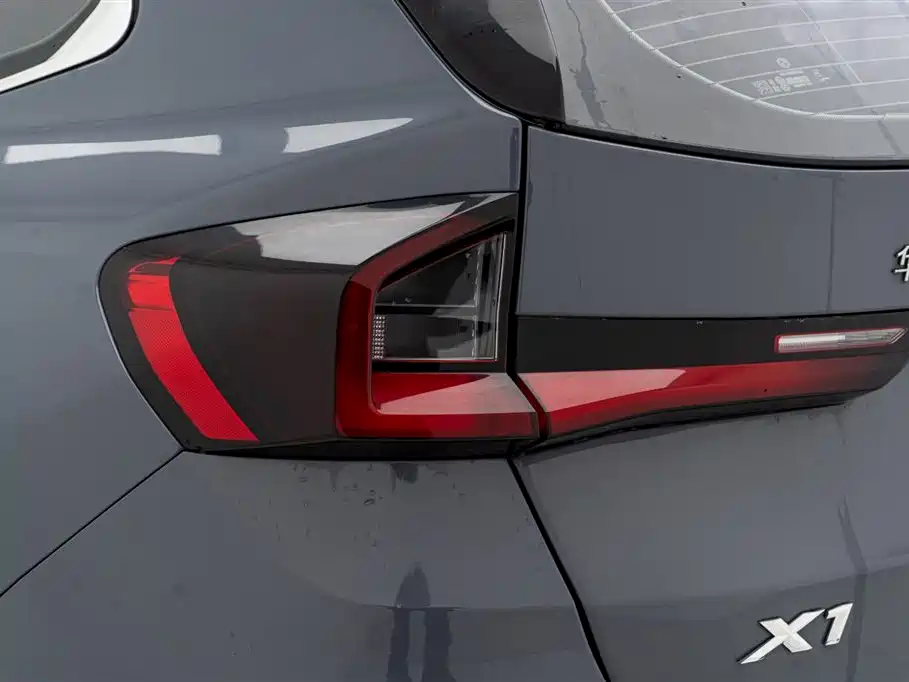 BMW X1 2024 — фото 13