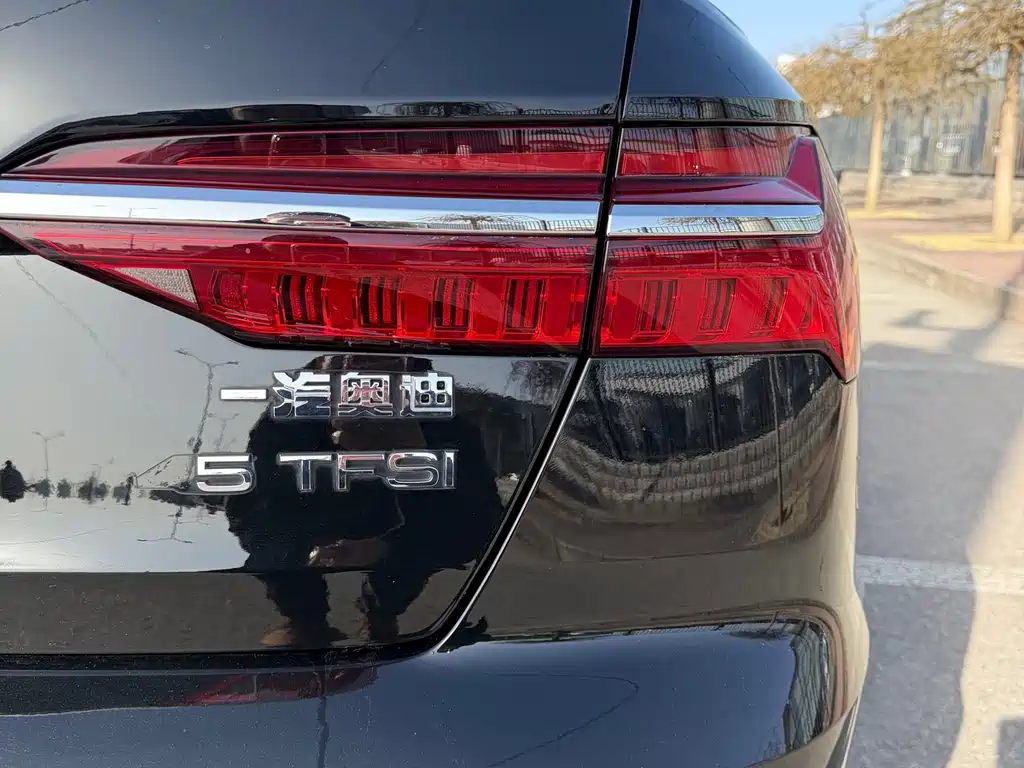 Audi A6L 2021 — фото 42