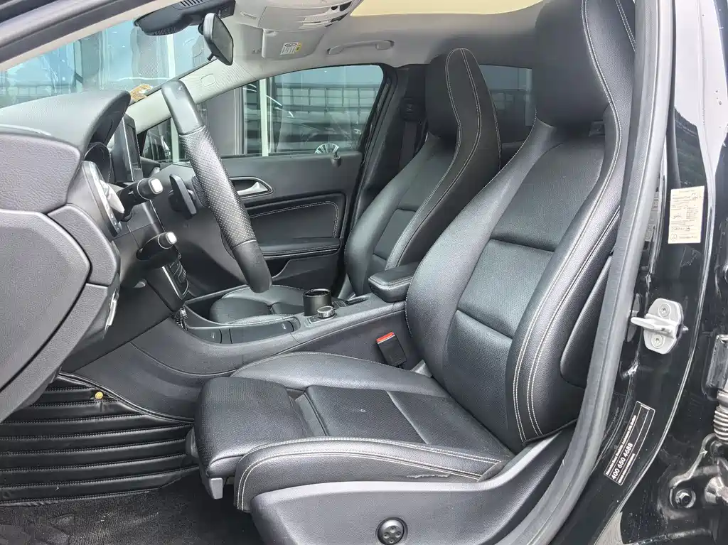Mercedes-Benz GLA 2017 — фото 6