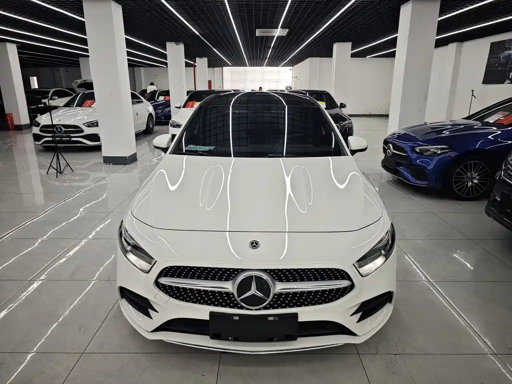Mercedes-Benz A-Class 2020 — фото 1