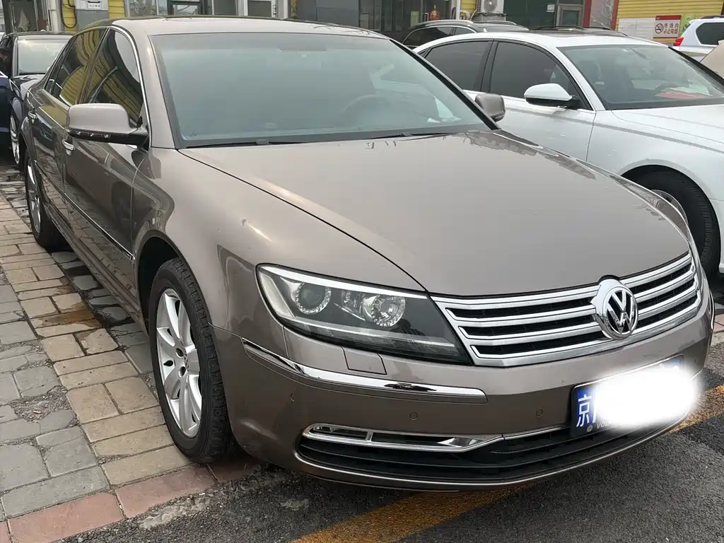 Volkswagen Phaeton 2011 — фото 2