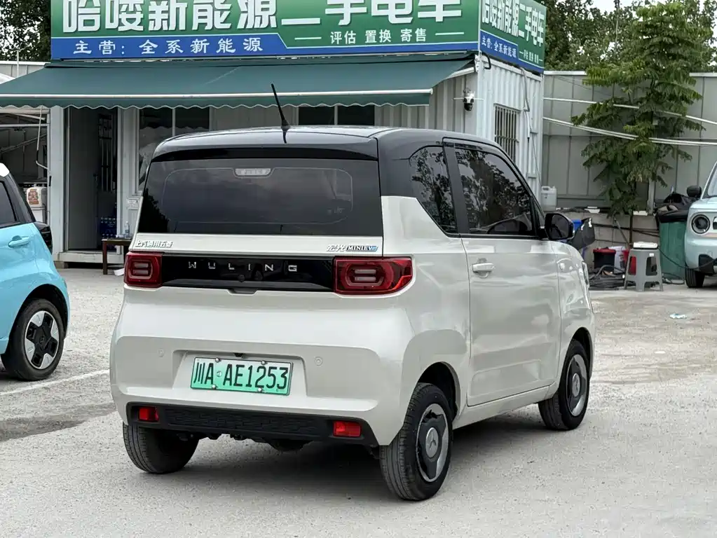 Wuling MINIEV 2022 — фото 4