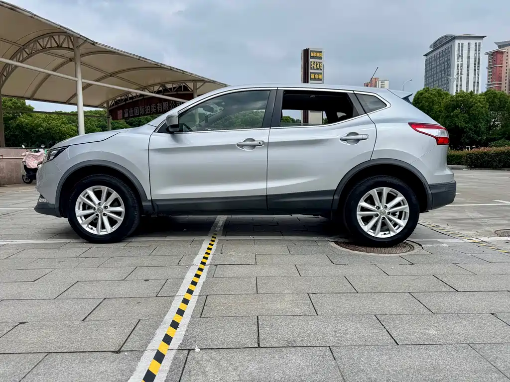 Nissan Qashqai 2016 — фото 8