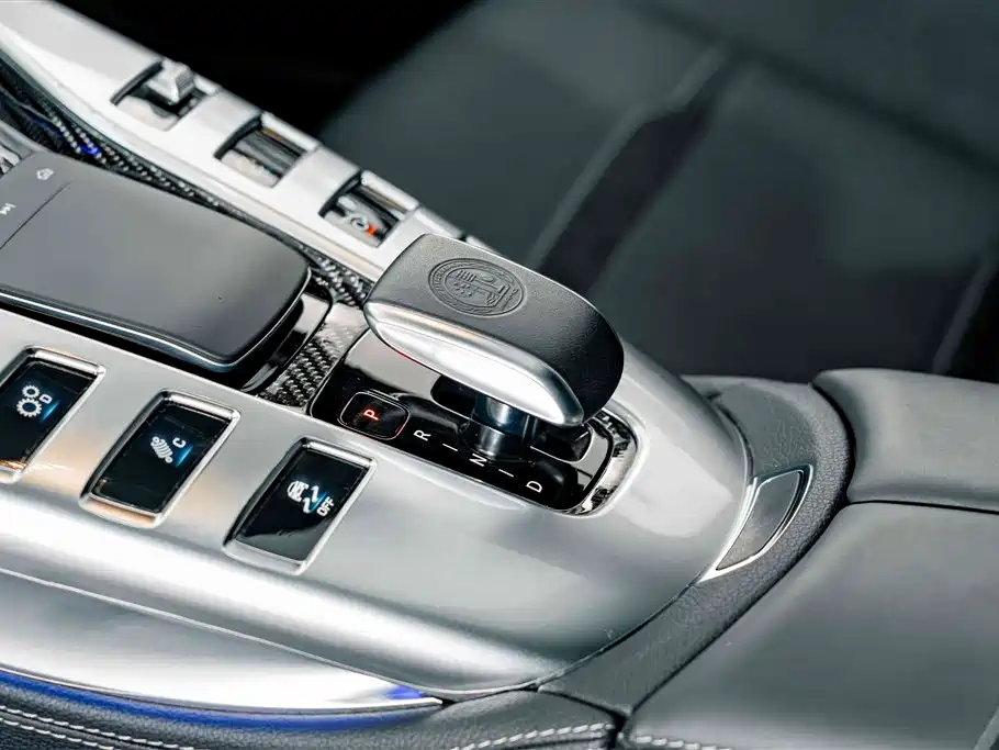 Mercedes-Benz AMG GT 2020 — фото 16