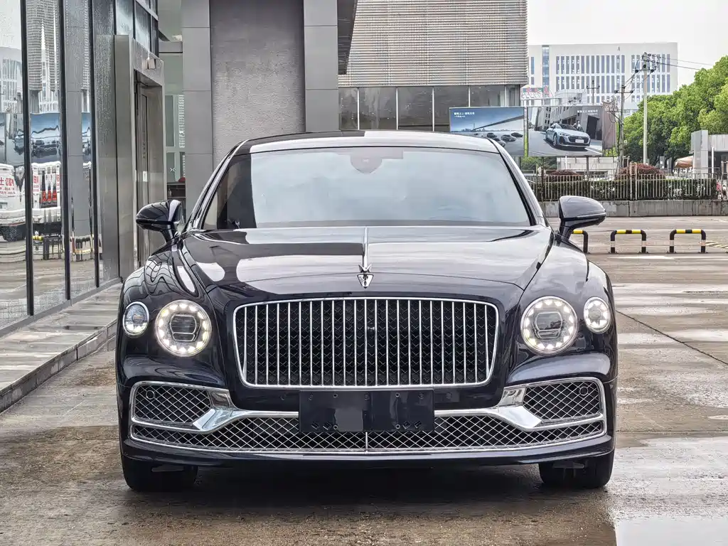 Bentley Flying Spur PHEV 2022 — фото 2
