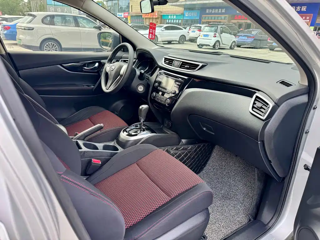 Nissan Qashqai 2016 — фото 16