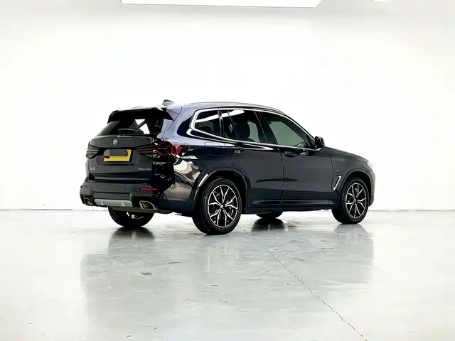 BMW X3 2022 — фото 9