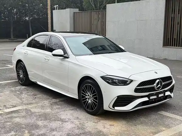 Mercedes-Benz C-Class 2025