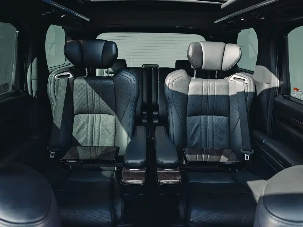 Toyota Alphard 2021 — фото 10