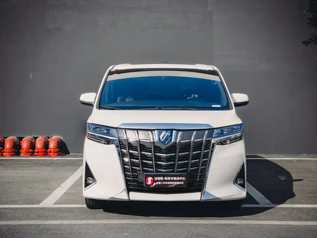 Toyota Alphard 2021 — фото 2