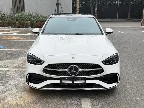 Mercedes-Benz C-Class 2025