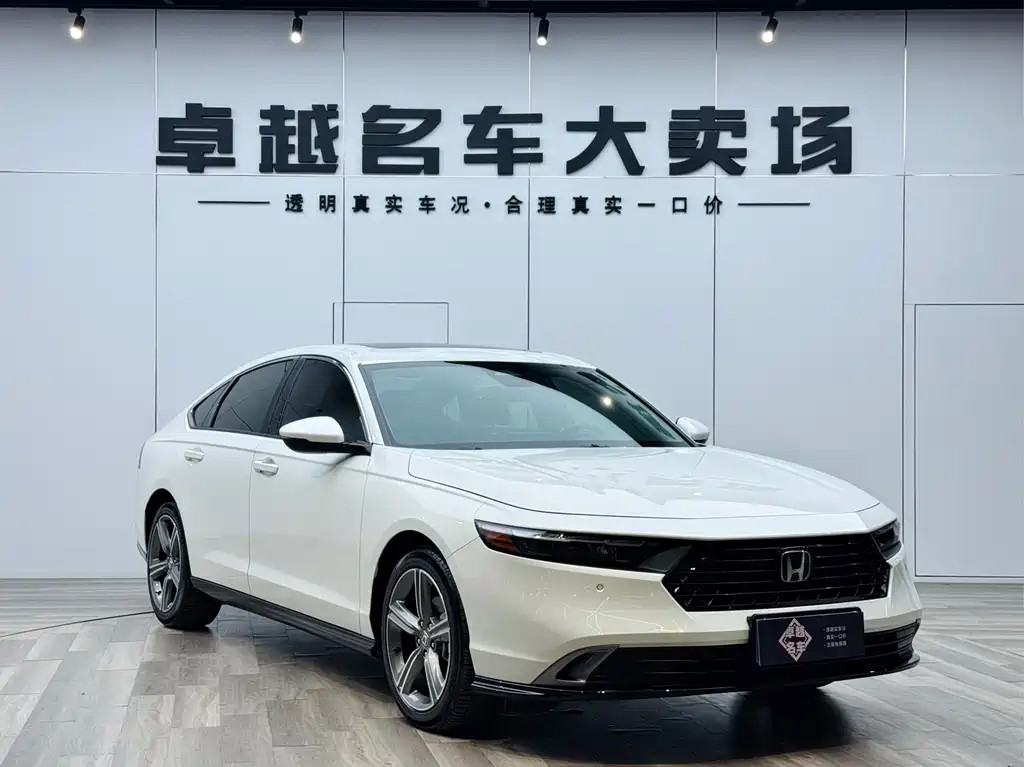 Honda Accord 2023 — фото 1